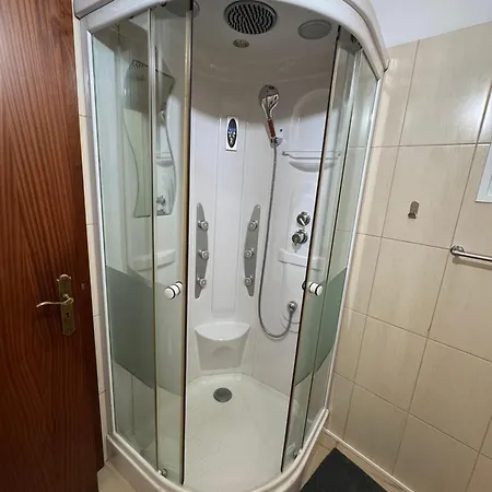 Por Do Sol Estreito Da Calheta